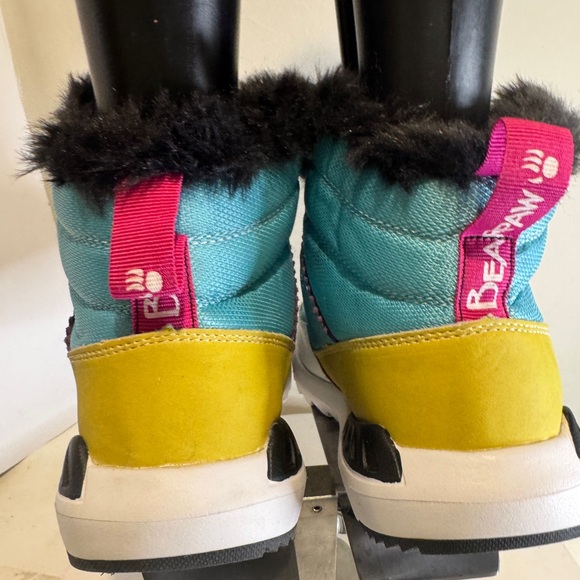 Bearpaw Hawaiian Ocean Mokelumne Women’s Boots size 9 new - Picture 8 of 8